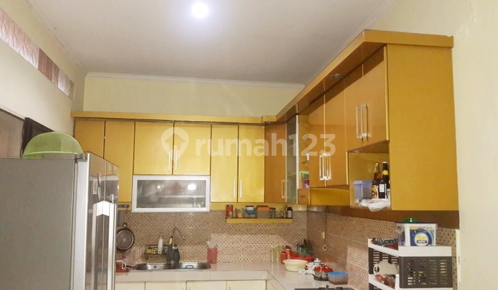 Dijual Rumah Di Cluster Aralia, Harapan Indah, Bekasi 2