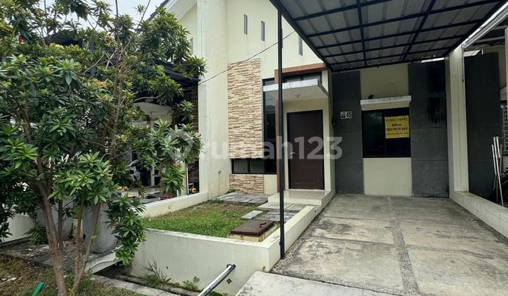 Dijual Rumah di Green Ara, Harapan Indah, Bekasi