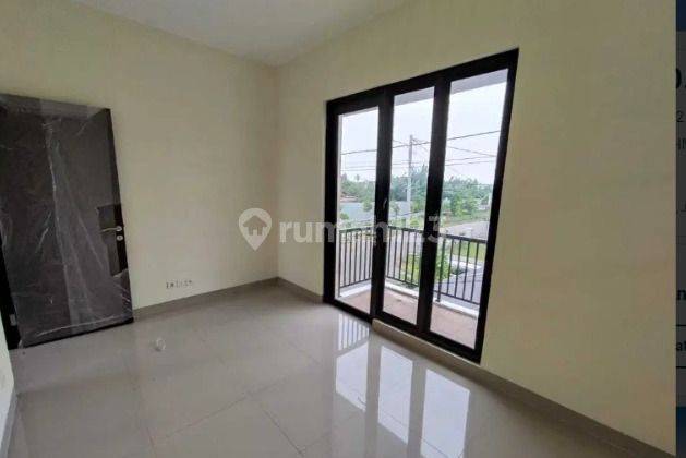 Rumah Dijual Cepat di Green Ara Harapan Indah 2