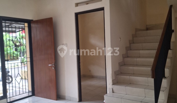 Rumah Sudah Renovasi di Cluster Harmoni Harapan Indah Bekasi