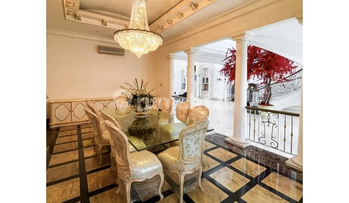 Rumah Mewah Furnished di Cluster Bukit Gading Villa Kelapa Gading