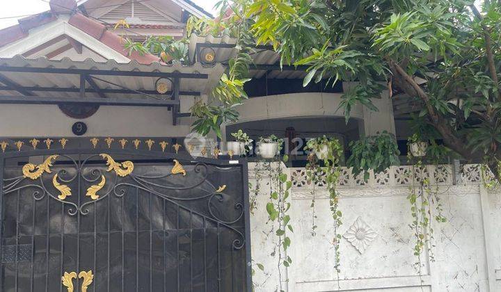 Rumah 2 Lantai di Taman Agave Galaxy Bekasi 1