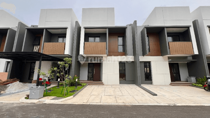 Rumah Brand New Dekat Harapan Indah Cluster Regia SCG Bekasi 1