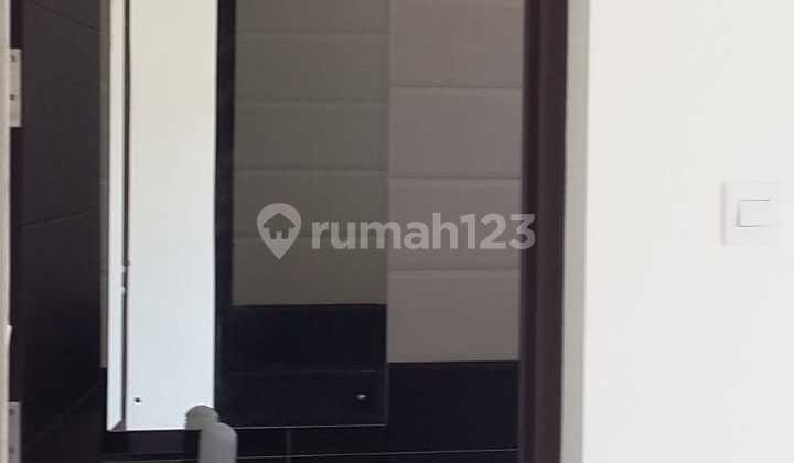 Rumah 2 Lantai Dalam Cluster Arana Harapan Indah Bekasi 2