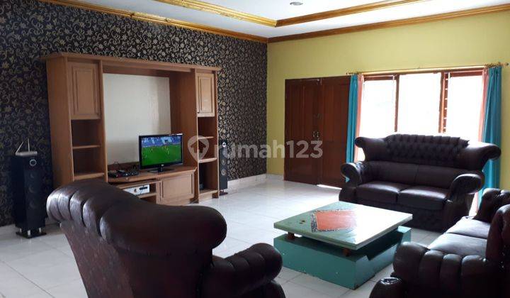 Villa Furnished Luas 1726 Mtr Kt 6 di Cisarua Bogor  2