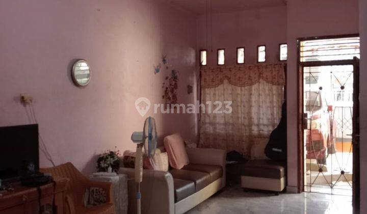 Rumah Semi Furnished di Harapan Indah Bekasi 2