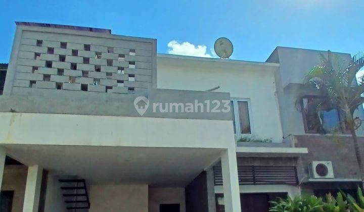 Fully Furnished Villa With Swimming Pool in Kerobokan Badung Bali 1