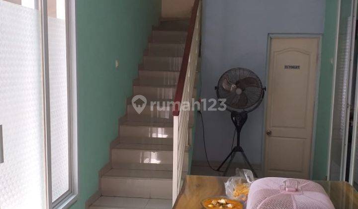 ruang makan rumah gandeng cocok untuk usaha