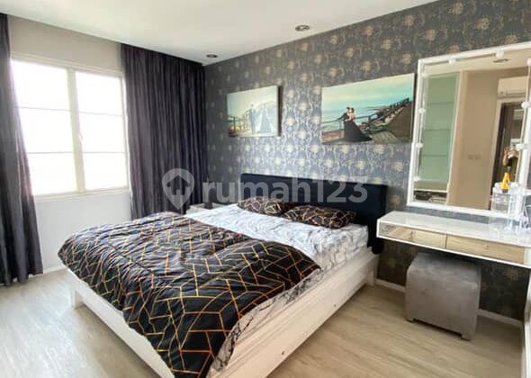 Fully Furnished 3+1 BR Apartment in French Walk Kelapa Gading 2