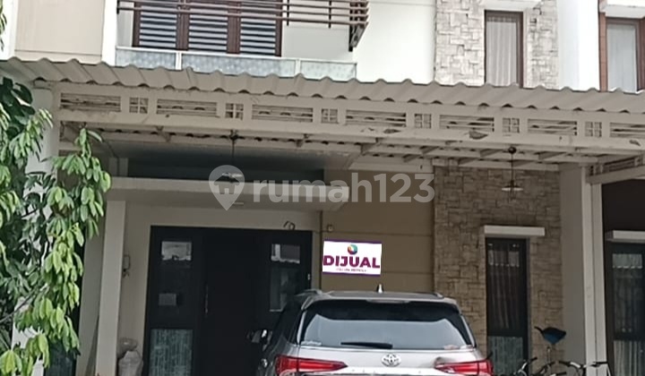 Rumah Lebar 8 X 13 di Cluster Burgundy Summarecon Bekasi