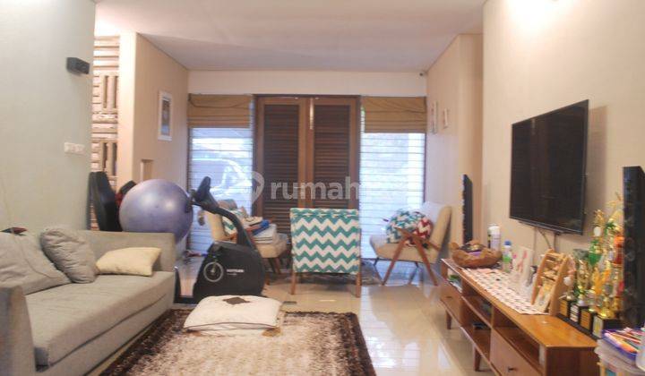 Rumah Semi Furnished di Perum Harapan Jaya Bekasi 2