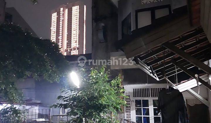 Rumah 2 1 2 Lantai di Pegangsaan Indah Jakarta Utara 2