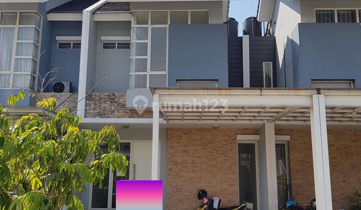 Rumah 2 Lantai di Cluster Vasana Harapan Indah Bekasi 1