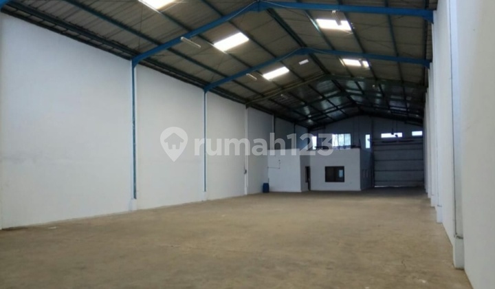 Ready-to-Use Warehouse with Office in a Flood-Free Warehouse Complex, Accessible by 40-Foot Containers in Taman Tekno BSD. Ready-to-Use Warehouse with Office in a Flood-Free Warehouse Complex, Accessible by 40-Foot Containers in Taman Tekno BSD.