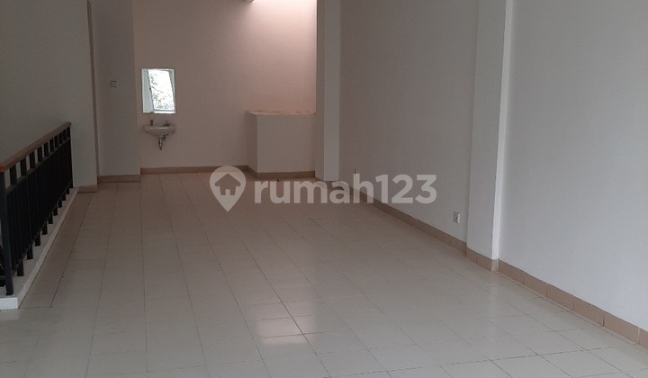 3-Storey Side-Facing Shop House Near University, Offices, and Toll Road in Golden Madrid BSD