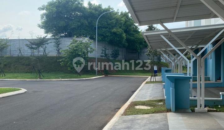 Rumah 2 Lantai Siap Pakai Hadap Selatan di Perumahan yang Nyaman dan Tenang serta Dekat dengan Akses Tol (Julmad) 2