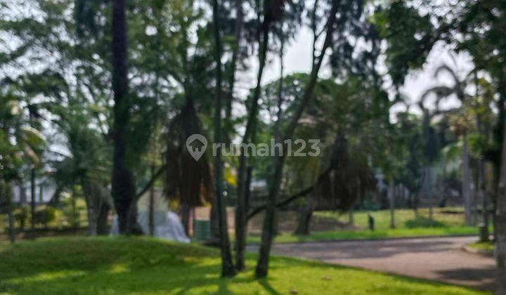 Kavling ngantong depan taman di lokasi strategis dekat taman kota di Puspitaloka bsd 2