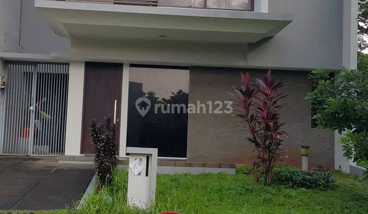 Rumah Furnished siap pakai di cluster yang nyaman di Virginia lagoon bsd 1