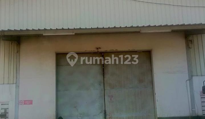 Ready-to-Use Warehouse on Land Consisting of Several Warehouses, Accessible by 40-Foot Containers, with 24-Hour Security and Free from Illegal Levies.