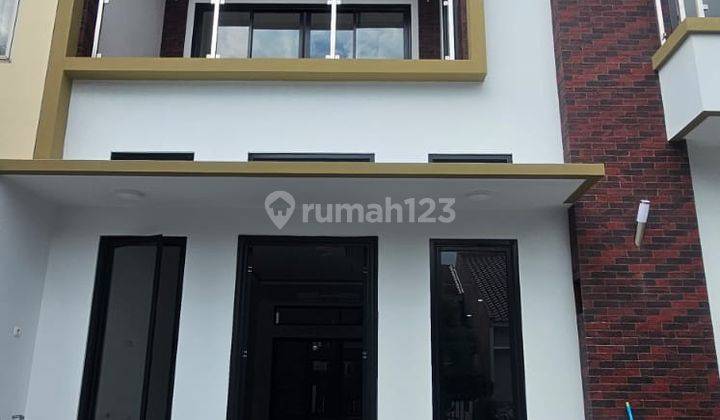 Rumah Brand New Siap Pakai Dilokasi Strategis Dekat Sekolah Dan Lain Lain Di Kencanaloka Bsd 2