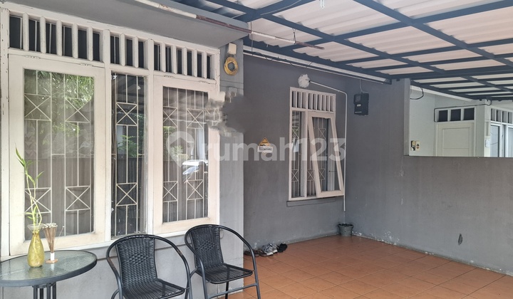 House for Young Families in Semi-Cluster Nusaloka BSD, Centrally Located with Various Facilities and Close to the Toll Road (Julmad) House for Young Families in Semi-Cluster Nusaloka BSD, Centrally Located with Various Facilities and Close to the Toll Road (Julmad)