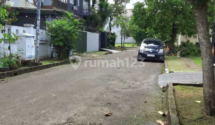 Rumah Kost Siap Pakai di Lokasi Strategis Dekst Perkantoran, Sekolah, Pusat Pembelanjaan dan Jalan Tol di Anggrek Loka Bsd (Julmad)