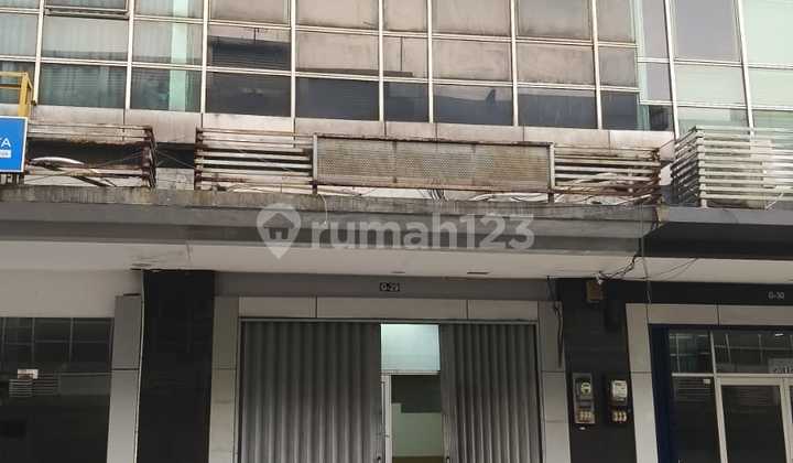 2.5-Storey Shop House in a Strategic and Easily Accessible Location at Bidex BSD