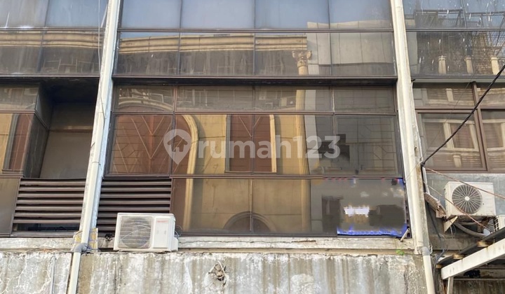 Ruko 4 Lantai Di Pusat Kota Jakarta Cocok Untuk Kantor Dan Usaha Lainnya Di Roxy (firmad)