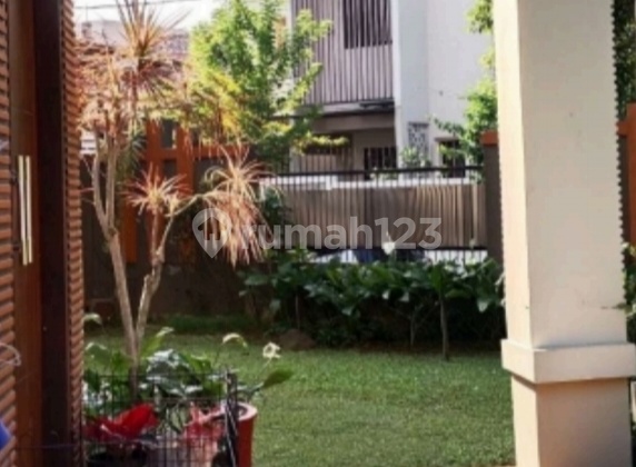 Rumah 2 Lantai Huk Siap Pakai di Lokasi Strategis Dekat Sekolah, Jalan Tol dan Fasilitas Lainnya di Kencanaloka Bsd Rumah 2 Lantai Huk Siap Pakai di Lokasi Strategis Dekat Sekolah, Jalan Tol dan Fasilitas Lainnya di Kencanaloka Bsd