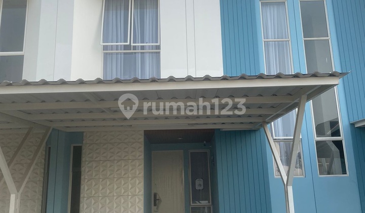 Rumah 2 Lantai Siap Pakai Hadap Selatan di Perumahan yang Nyaman dan Tenang serta Dekat dengan Akses Tol (Julmad)