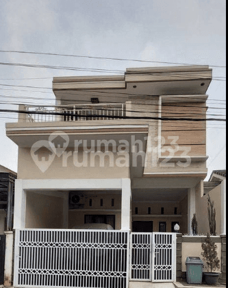 Rumah Bagus Unfurnished SHM di Sukmajaya, Depok 1