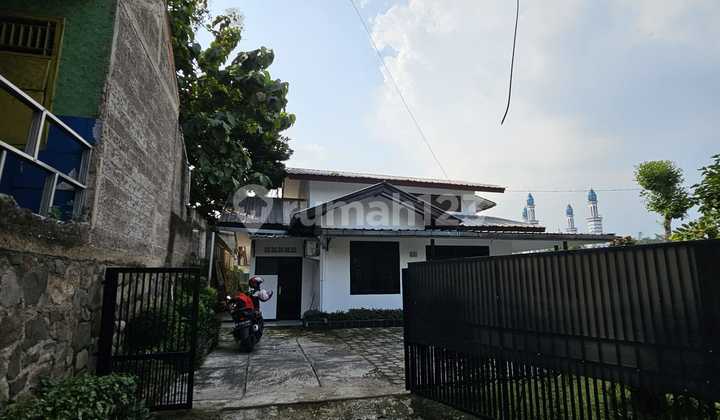 Rumah 2 Lantai di Cipayung, Depok Siap Huni Rasa Cottage Rumah 2 Lantai di Cipayung, Depok Siap Huni Rasa Cottage
