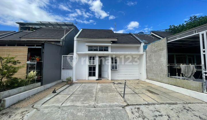 Rumah Bagus Unfurnished Sertifikat Hak Milik di Cibinong, Bogor