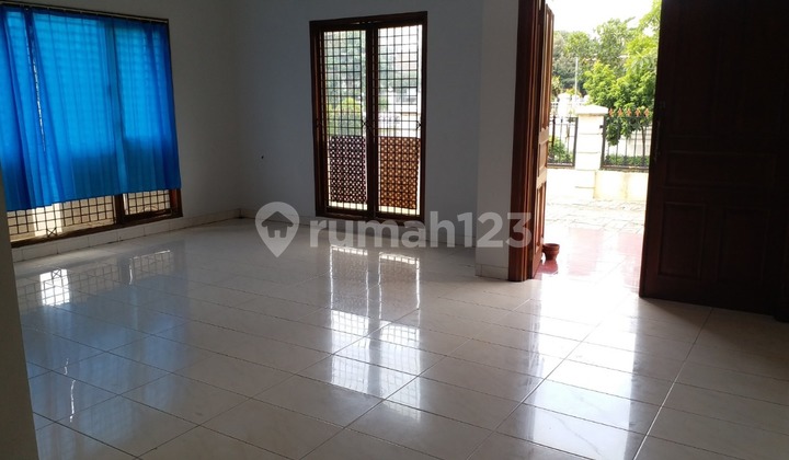 Rumah mewah di Cinere FREE BPHTB, Lokasi strategis Bebas pajak dan bebas notaris