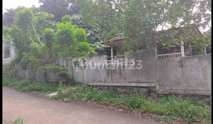 Rumah Bagus Unfurnished SHM di Beji, Depok 2