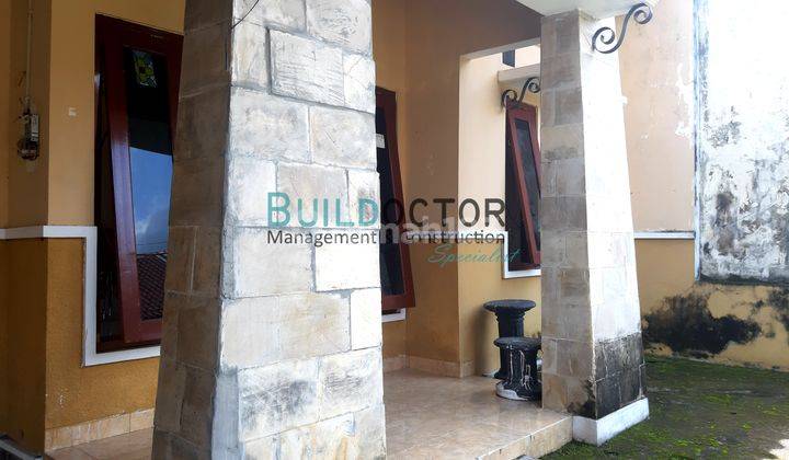 Rumah Bagus Unfurnished di Jalan Timbulrejo, Krodan, Maguwoharjo 4
