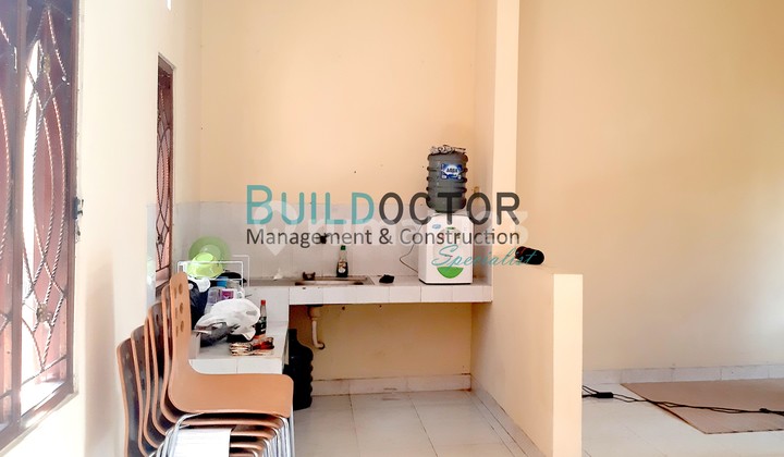 Rumah Bagus Unfurnished di Jalan Timbulrejo, Krodan, Maguwoharjo 11