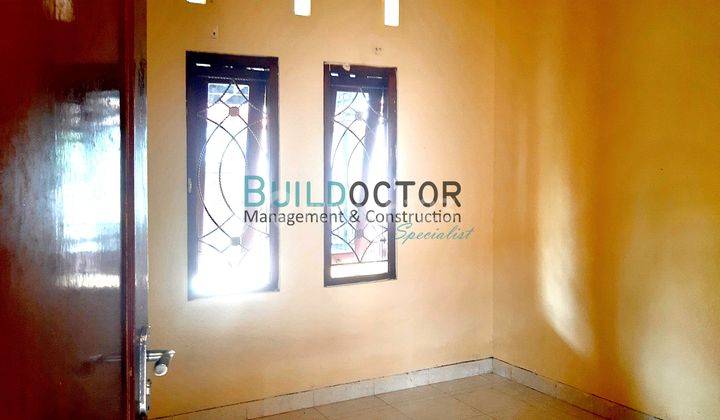 Rumah Bagus Unfurnished di Jalan Timbulrejo, Krodan, Maguwoharjo 12