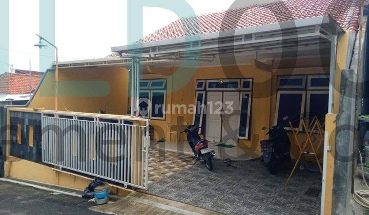 Dijual Cepat Rumah Dekat Jalan Raya Seisinya di Kota Semarang 1