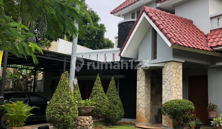 Rumah Bagus Semi Furnished SHM di BSD Taman Giri Loka, Tangerang