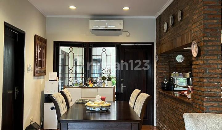 Rumah 2 Lantai Bagus Semi Furnished SHM Bintaro Sektor 9  2