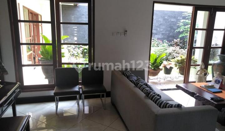 Rumah Bagus Semi Furnished Siap Huni Lokasi Bintaro Sektor 9 Rumah Bagus Semi Furnished Siap Huni Lokasi Bintaro Sektor 9