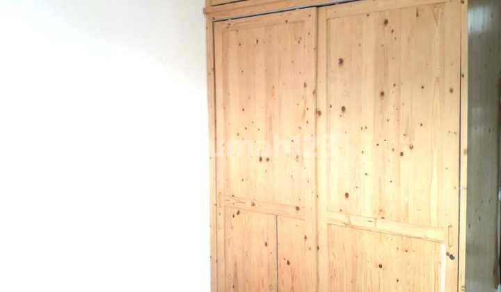 Rumah 2 Lantai Bagus Semi Furnished SHM Serpong Bintaro 2