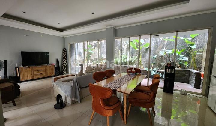 Rumah 2 Lantai Bagus Semi Furnished SHM Bintaro 