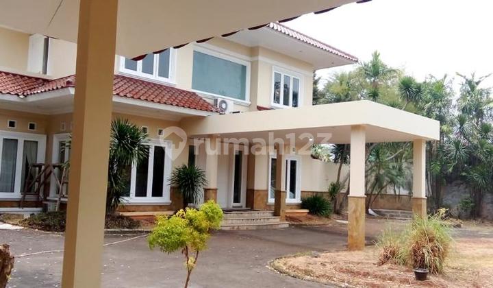 Rumah 2 Lantai Semi Furnished SHM Kelapa Dua Jakbar