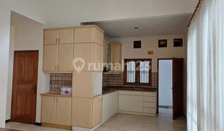 Disewa Rumah Bagus Di Graha Taman Sektor 9 2