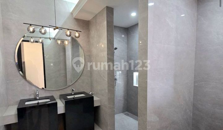 Nice House with Certificate in Sector 9-Bintaro, South Tangerang 2