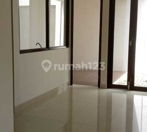 Rumah Bagus Semi Furnished SHM Sektor 9-Bintaro, Tangerang Selatan 2