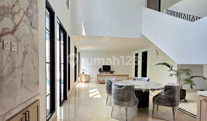 Rumah Bagus SHM Sektor 9-Bintaro, Tangerang Selatan