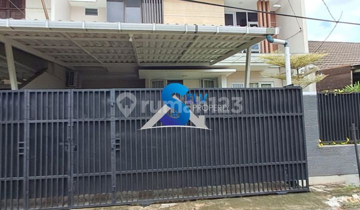 Rumah Bagus Semi Furnished SHM Sektor 1 - Bintaro, Jakarta Selatan